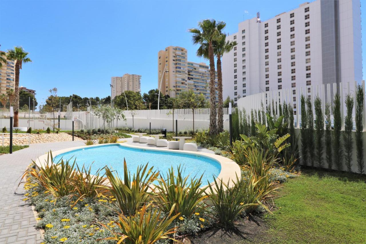 Sunset Waves 18-35 Poniente Beach Resort Benidorm Esterno foto