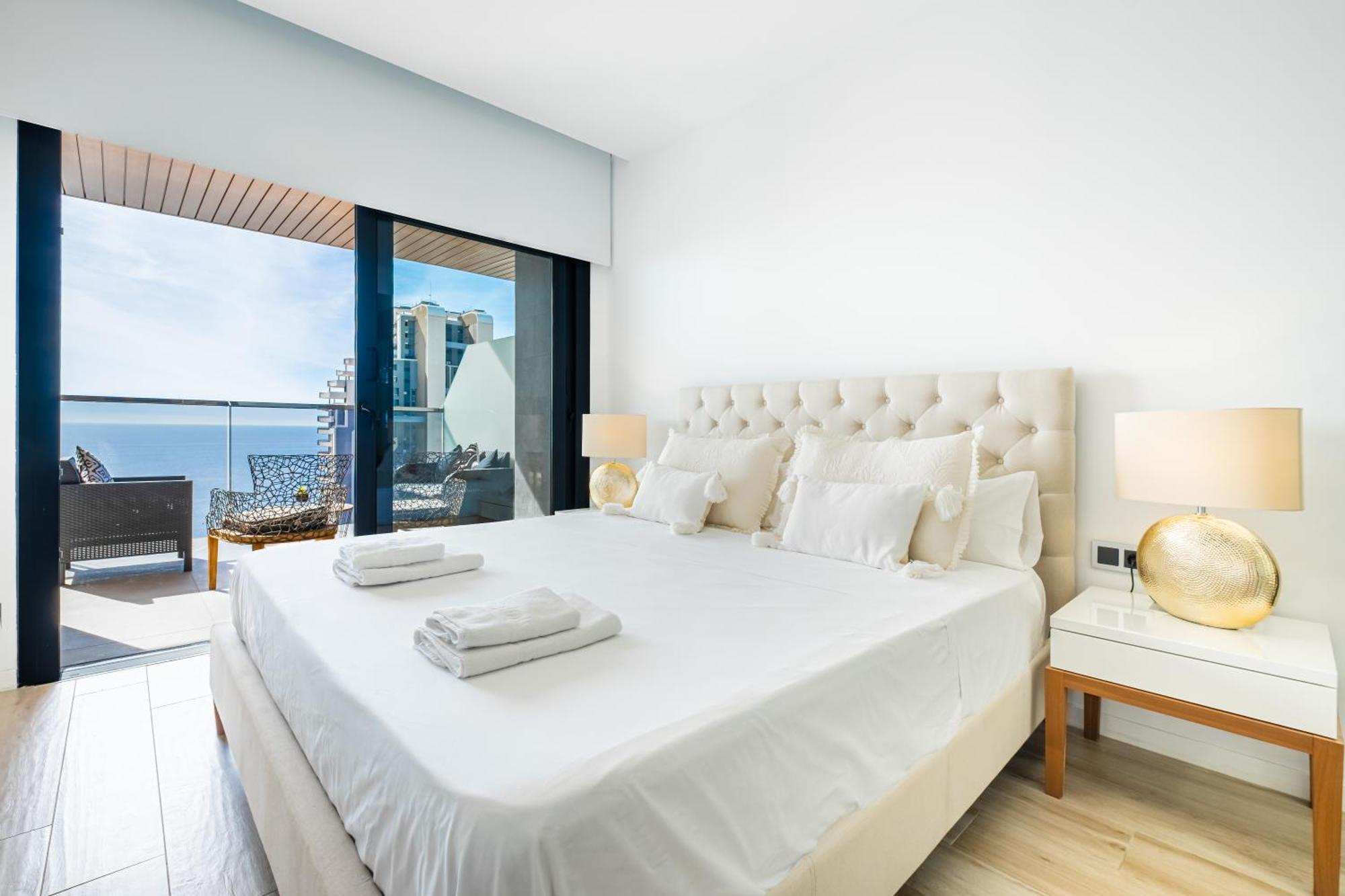 Sunset Waves 18-35 Poniente Beach Resort Benidorm Esterno foto
